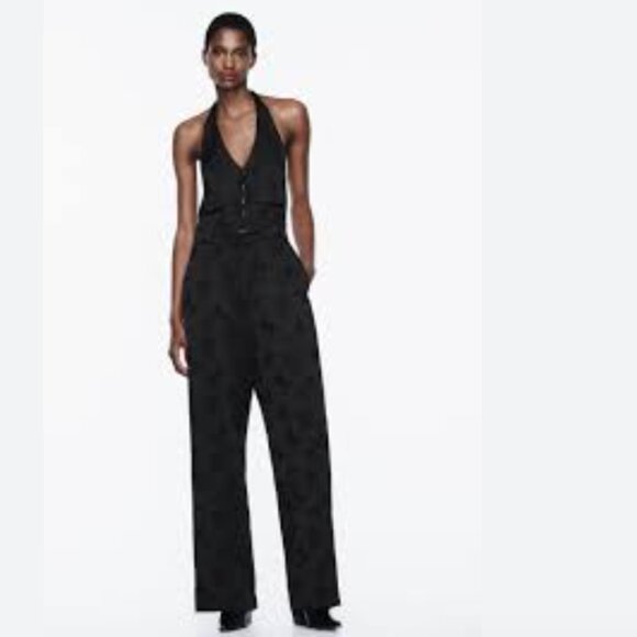 NWT  Zara Black Viscose Jacquard Halter Vest Jumpsuit  V-neckline Bloggers Fave - Picture 3 of 12